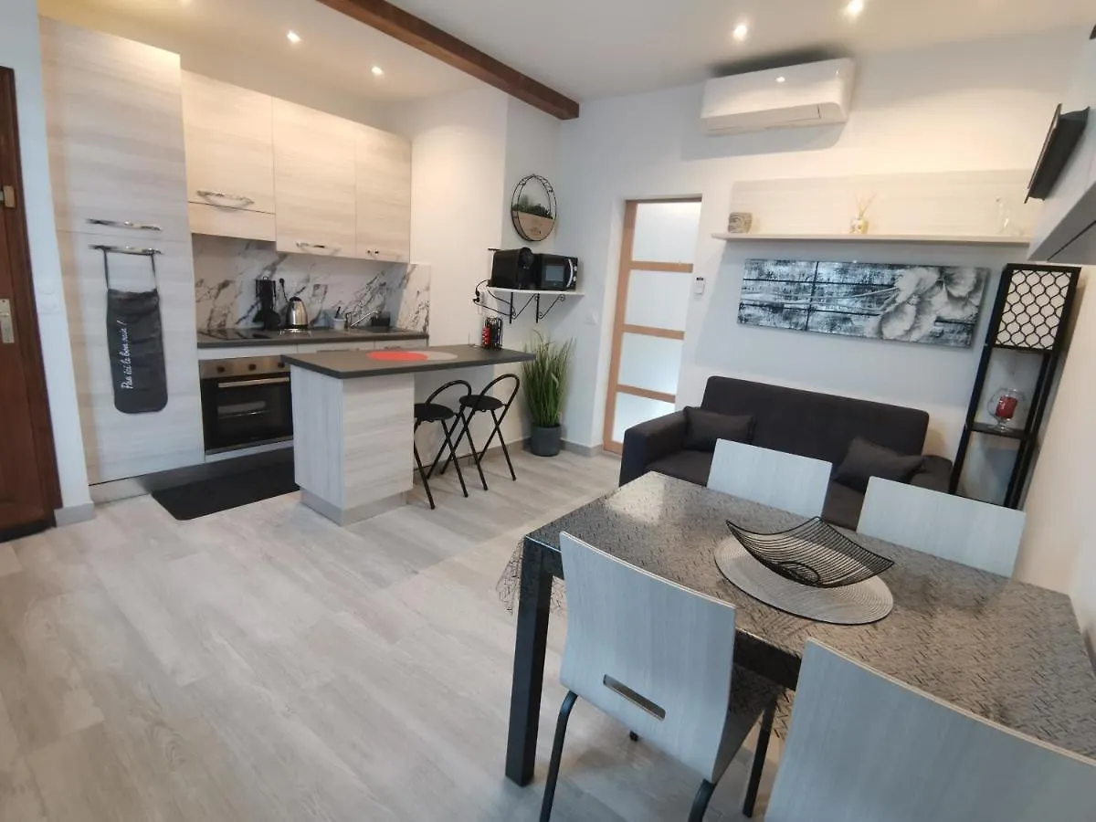 Coquet 2 Pieces Entierement Renove Et Climatise Διαμέρισμα Κάννες